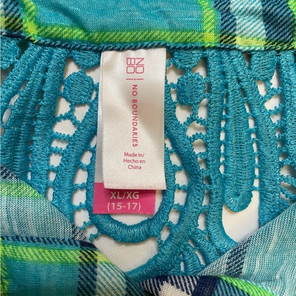 No Boundaries size XL blue and green plaid button up tankl top - Picture 5 of 5